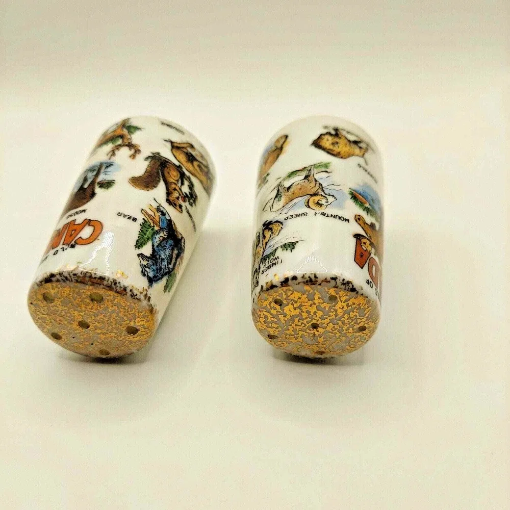 Souvenir Salt And Pepper Shakers Wild Animals Of Canada
